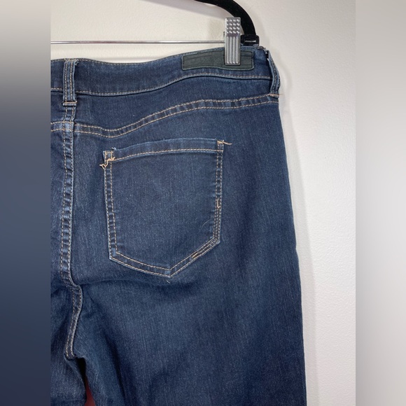 Liverpool Dark Blue Denim Abby Jeans Medium Rise Size 14/32 - Picture 8 of 11